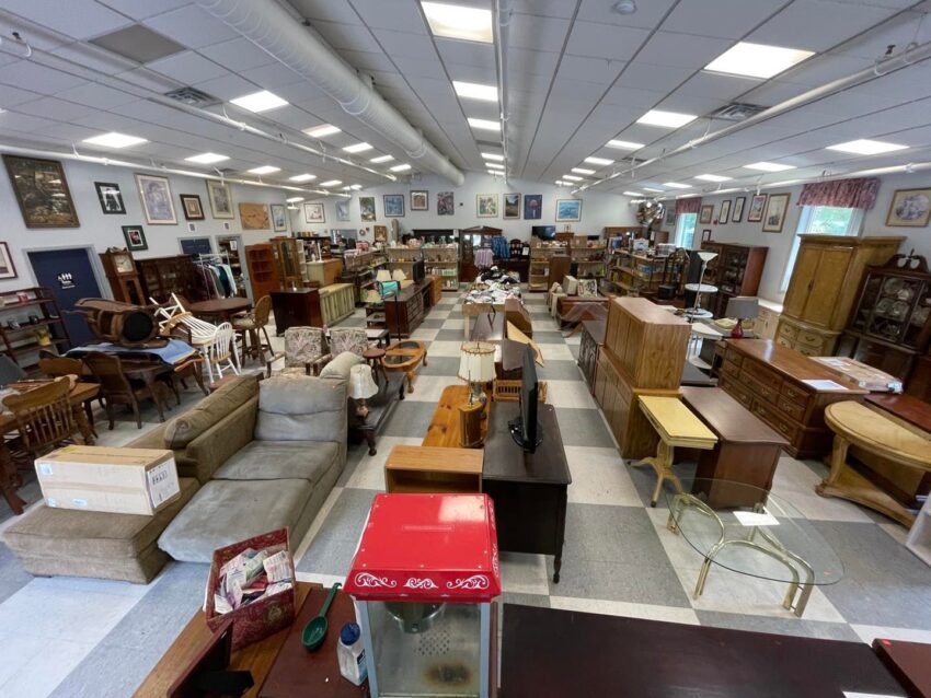 Gallery Pickers Discount & Thrift Store