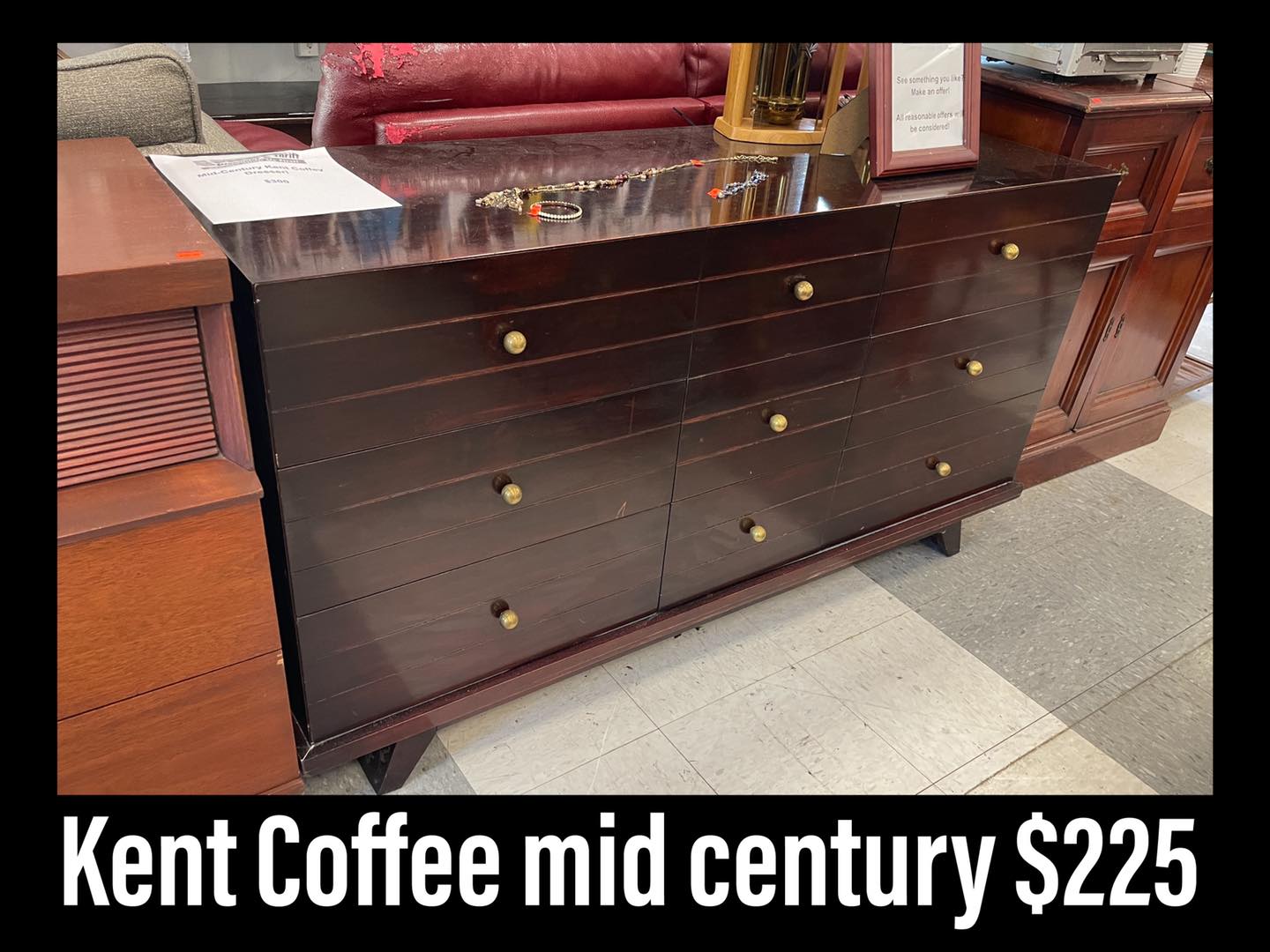 Gallery Pickers Discount & Thrift Store