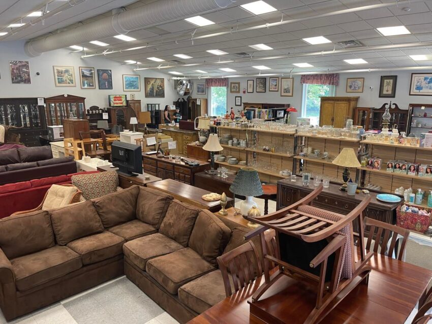 Gallery Pickers Discount & Thrift Store